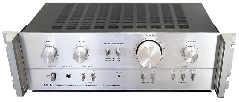 Vintage Akai AM-2250 Stereo Amplifier