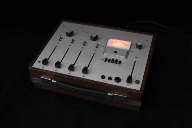 Schlumberger VLR 401 mono mixer+ external PSU image 1