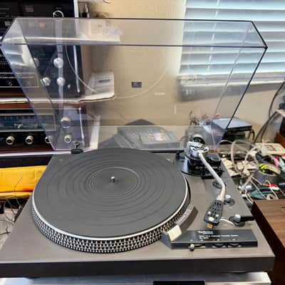 Vintage Technics SL-1900 Direct Drive Automatic Turntable; Tested SEE VIDEOS image 1