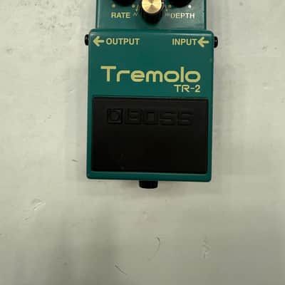 Boss Roland TR-2 Tremolo Guitar Effect Pedal