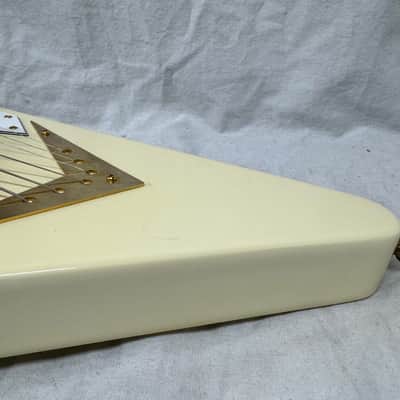 Gibson DSRVCWGH1 Limited Edition Reverse Flying V Guitar with Case 2007 - Alpine White image 19