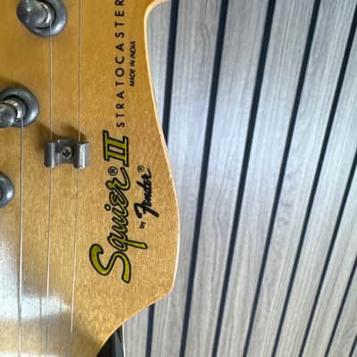Squier II Standard Stratocaster HSS with Rosewood Fretboard (Made in India) 1990 - 1992 - Frost White image 4