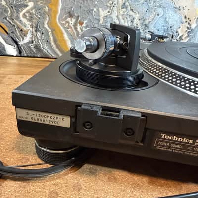 technics sl-1200mk2 Direct Drive turntable Black Dj Audiophile image 14