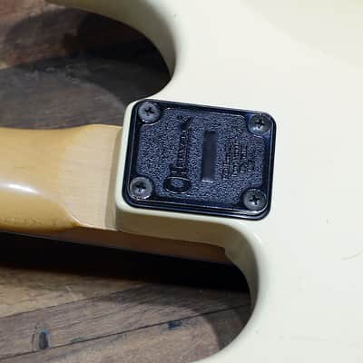 Charvel Model 3 Pearl White 1993' image 9