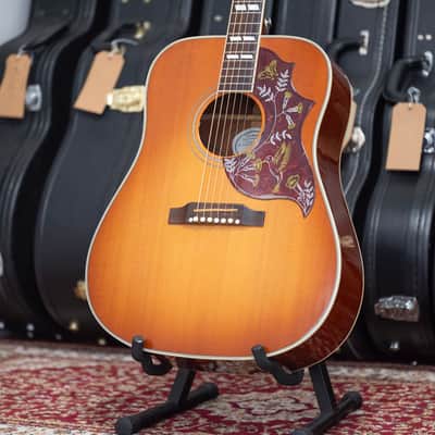 2007 Gibson USA Hummingbird Acoustic - in Honeyburst image 1
