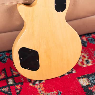 Heritage H-137 Artisan Aged in TV Yellow, Pre-Owned image 7