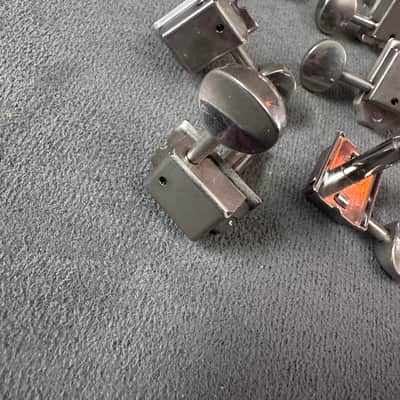 Squier Vintage style tuner set 2010 - Road worn look image 2