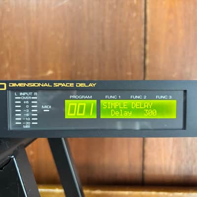 Roland SDE-330 SDE 330 Dimensional Space Delay New internal battery image 5