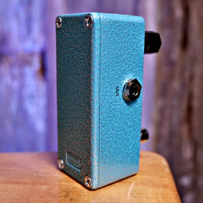 MXR M296 Classic 108 Fuzz Mini Effect Pedal image 6