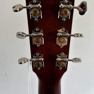 Martin 0-10E Retro Jason Isbell Signature 2025 - Present - Natural image 7