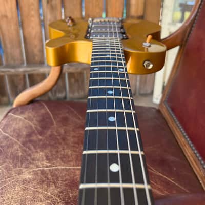 Robin Avalon Deluxe 2009 Metallic Gold image 12
