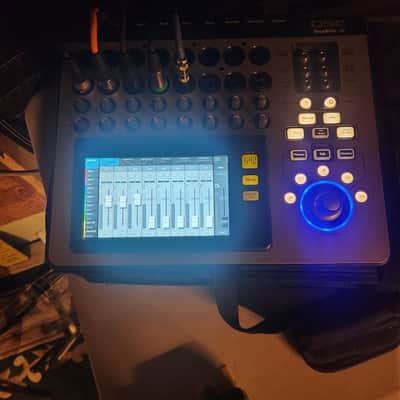 QSC TouchMix-16 Touch Screen Compact Digital Mixer 2010s - Silver image 5