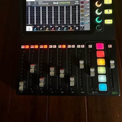 Mackie DLZ-Creator 12-Channel Digital Mixer 2023 - Present - Black image 1