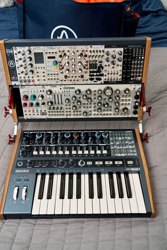 Arturia MiniBrute 2 25-Key Synthesizer 2018 - Present - Black image 1