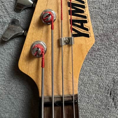 Yamaha RBX250 4-String Electric Bass Natural Finish w/ Rosewood Fingerboard image 3