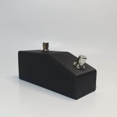 PdLS 3D Profile-matching AUX switch for Boss ES-8 - Matte black image 1