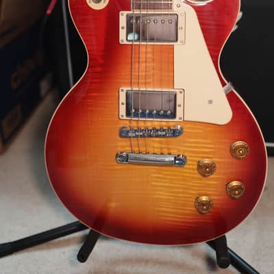Gibson Les Paul Standard '50s Figure Top 2022 - Heritage Cherry Sunburst image 2