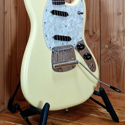 Fender American Performer Mustang 2025 - Vintage White image 12