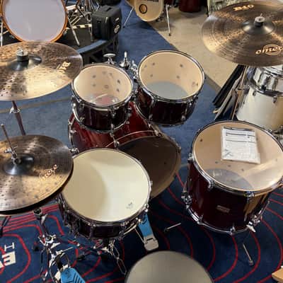 Yamaha Stage Custom 5 piece/hardware/cymbals 2026 - cherry lacquer image 4