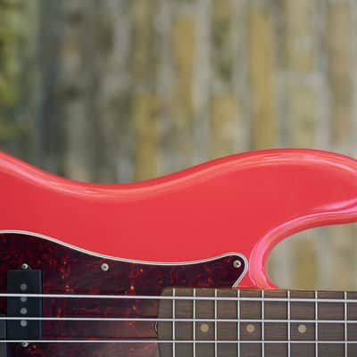 Fender Limited Edition Vintera II Road Worn '60s Precision Bass - Fiesta Red image 4