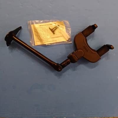 NOS Hercules GSP40WB PLUS Wall Mount Long Arm Guitar Hanger image 2