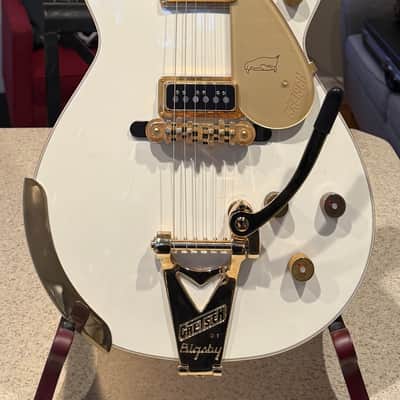 2011 Gretsch G6134 White Penguin Signed by Fred Gretsch image 3
