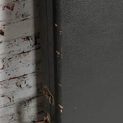 Fender - Multi-Fit Bass Hardshell Case - Black Tolex & Orange Plush Interior - VINTAGE image 6