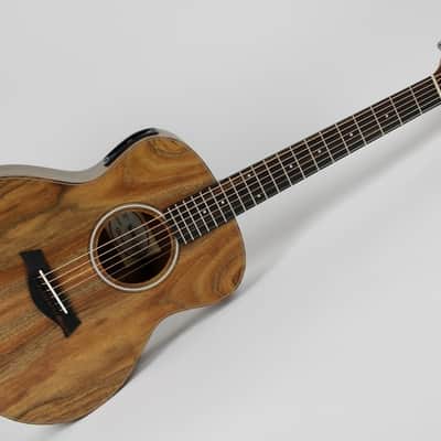 Taylor GS Mini-e Koa Natural 2025 w/Gig Bag image 3