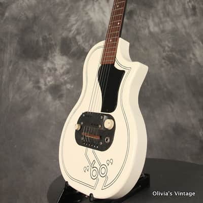 Supro 60 Guitar 1957 White image 10