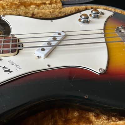 Vox Panther short scale vintage bass guitar Eko Italian mid-late 60s - Sunburst image 14