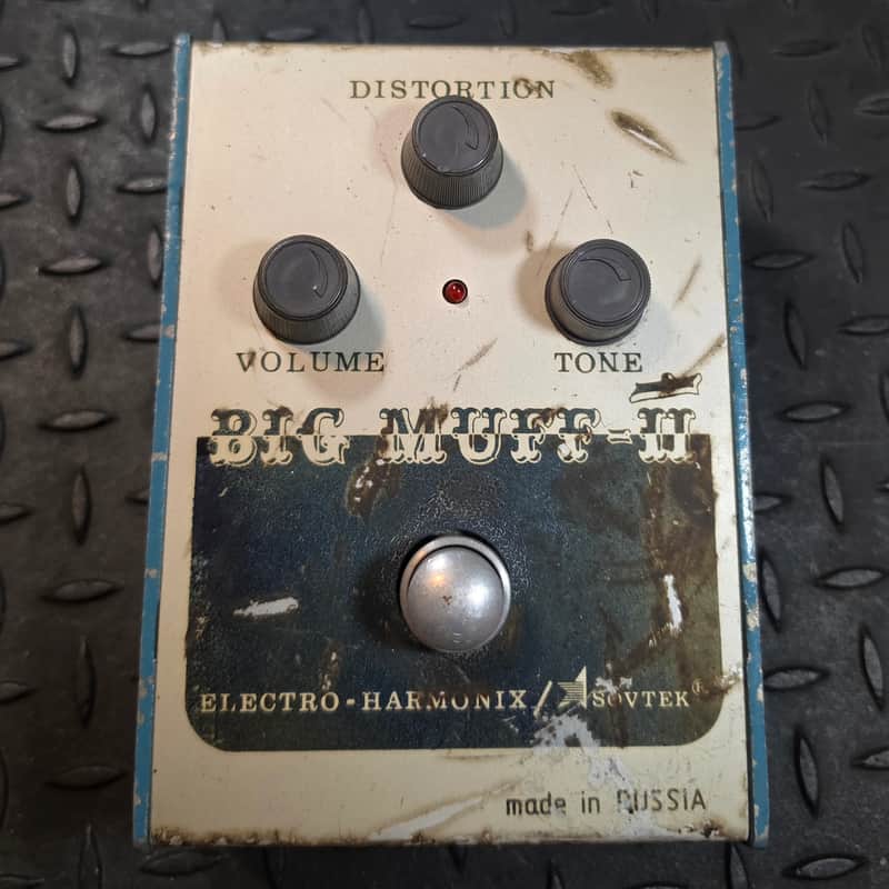 Electro-Harmonix Big Muff Pi V7 (Civil War) | Reverb