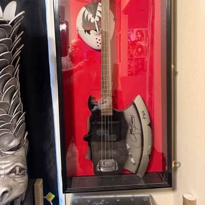 Gene Simmons Axe 1990 - Black hand signed and numbered image 1