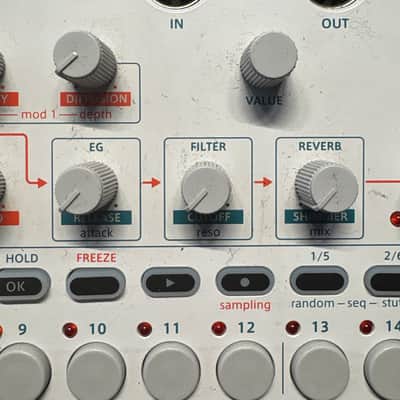 Sonicware Liven Texture Lab 27-Key Sampling Groovebox 2023 - Present - Silver image 4