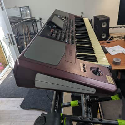 Korg PA1000 61-Key Professional Arranger 2017 - Present - Red image 17