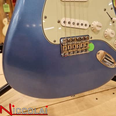 Fender Limited Edition Vintera II Road Worn '60s Stratocaster Rosewood Fingerboard image 16