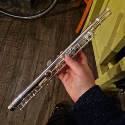 Yamaha YFL-211 Student Flute 1990s - Silver image 5