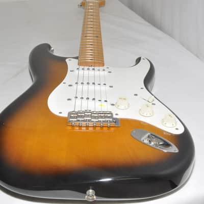 Fender JAPAN ST-57 1997～2000 Electric  Guitar Ref. No.5981 image 8
