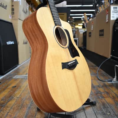 Taylor 14ce Sitka Spruce/Sapele Grand Auditorium Acoustic-electric Guitar w/Padded Gig Bag image 2