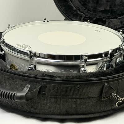 Gretsch 5x14" 135th Anniversary Snare Drum - Engraved Aluminum image 7