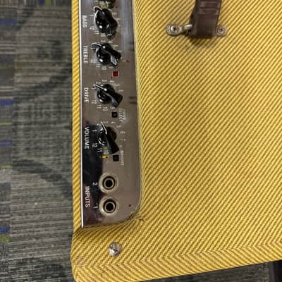 Fender Blues Deluxe 2-Channel 40-Watt 1x12" Guitar Combo 1994 - 1996 - Tweed image 16