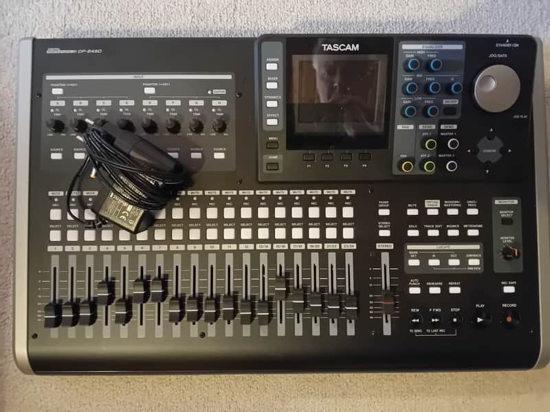 Tascam DP-24SD 24-track Digital Portastudio | Reverb UK