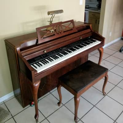 Samick SPX411 Digital Piano 88-key console unit with full MIDI voice set image 2