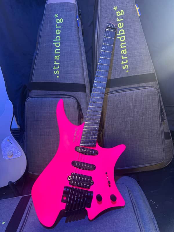 Strandberg Guitars Boden RESQ:D HSS Shoking Pink
