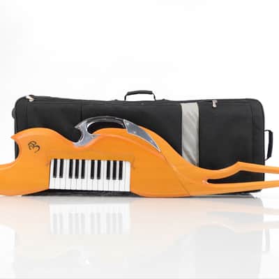 Zen Riffer Z-1.074 MIDI Jet Pro 25-Key Upright Keytar Owned by Maroon 5 #33584 image 1
