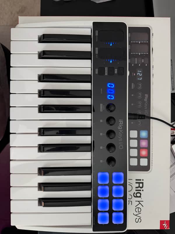 IK Multimedia iRig Keys I/O 25-keys Midi Controller image 1