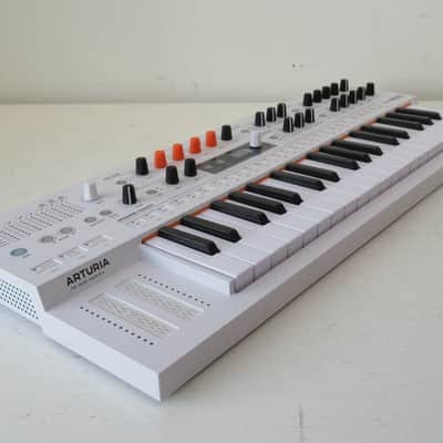 Arturia MiniFreak Vocoder Edition 6-Voice Polyphonic Hybrid Synthesiser image 3