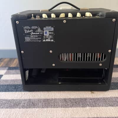 Fender Blues Junior IV 15-Watt 1x12" Guitar Combo 2018 - Present - Black image 5