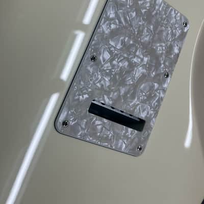 Fender American Professional II Stratocaster Maple Fretboard 2022 - Olympic White image 20