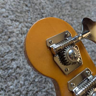 Squier Classic Vibe Jaguar Bass 2020 - Present - 3-Color Sunburst image 15