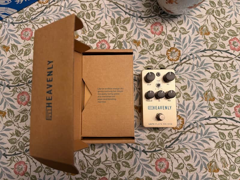 Universal Audio Heavenly Plate Reverb 2023 - Present - Gold image 1